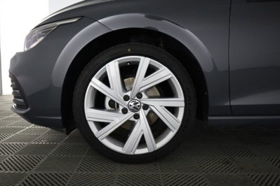 Volkswagen Golf Variant 1.0 eTSI EVO DSG Life (8)