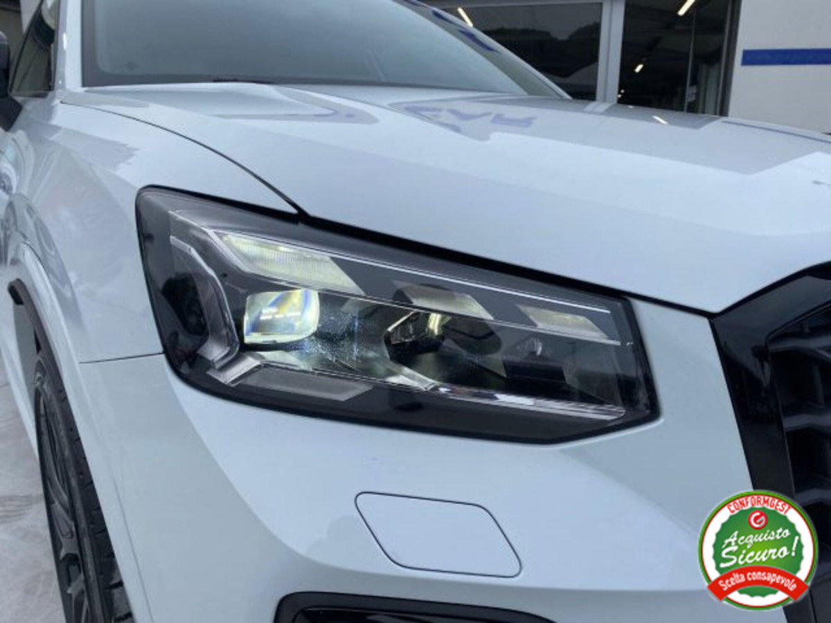 Audi Q2 Q2 30 TDI S tronic Identity Black (13)