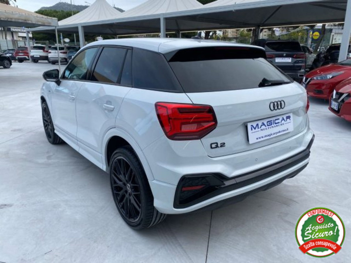 Audi Q2 Q2 30 TDI S tronic Identity Black (4)