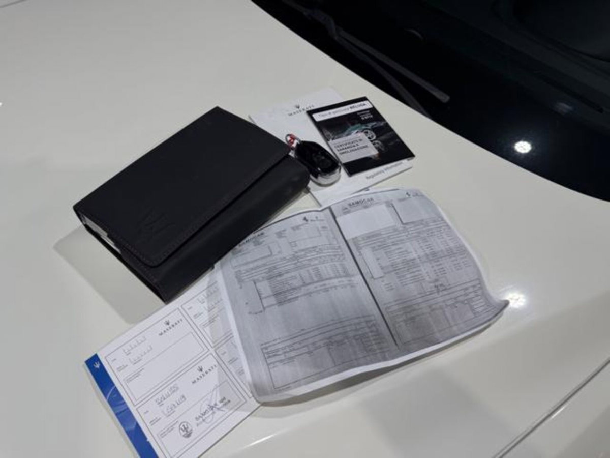 Maserati Levante Levante V6 350 CV AWD Modena (15)