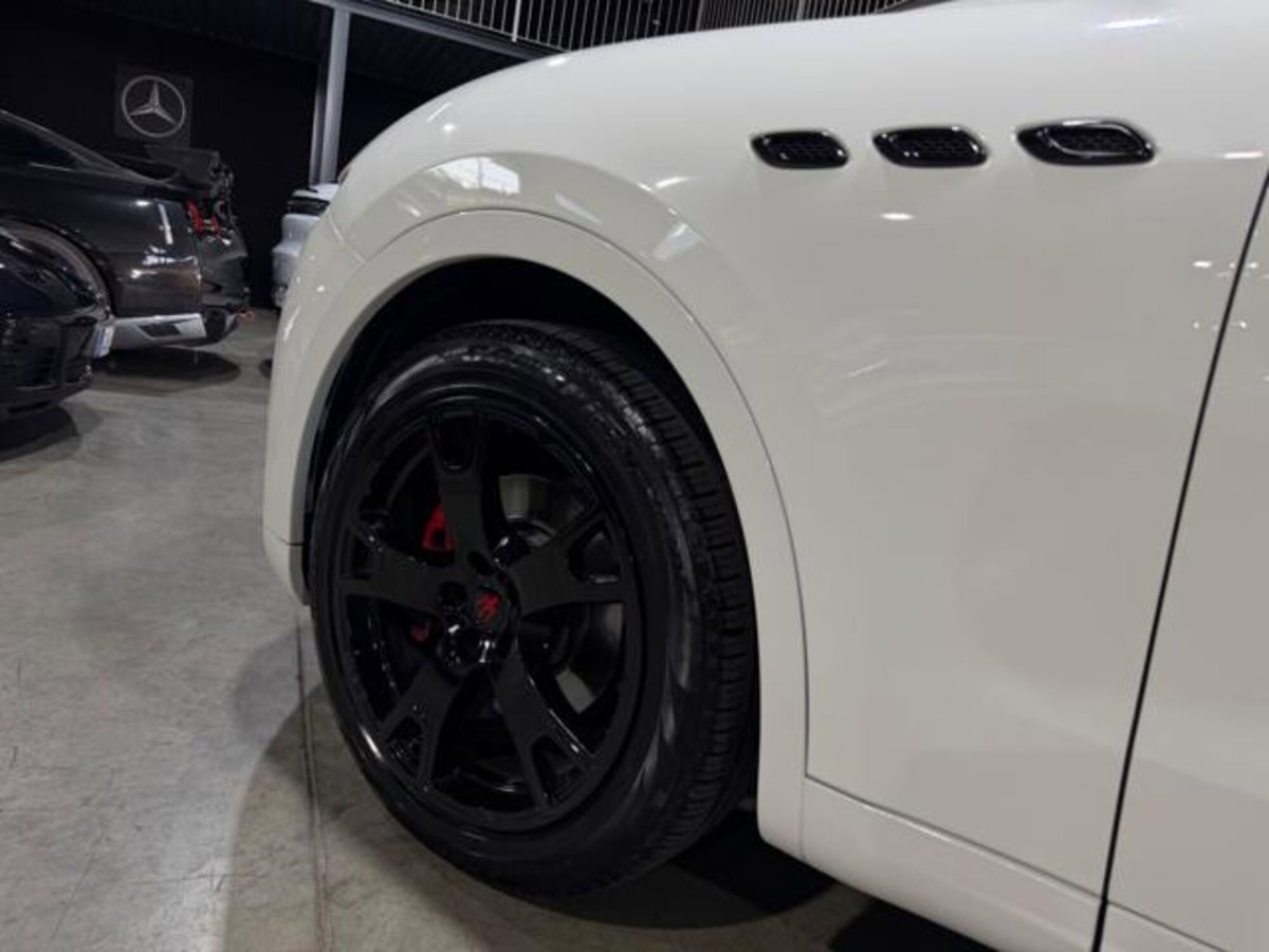 Maserati Levante Levante V6 350 CV AWD Modena (7)
