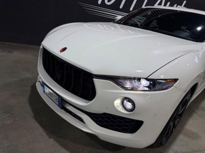 Maserati Levante Levante V6 350 CV AWD Modena (9)