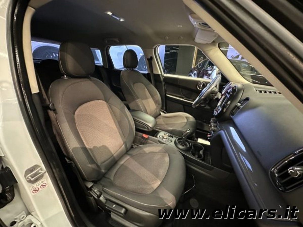 MINI Mini Countryman 2.0 Cooper D Hype Countryman (15)
