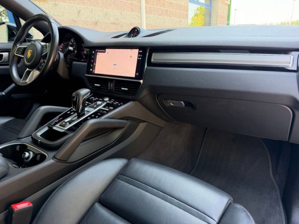 Porsche Cayenne 3.0 V6 Platinum Edition (12)