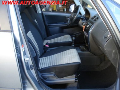 Fiat Sedici 1.9 MJT 4x4 Dynamic (12)