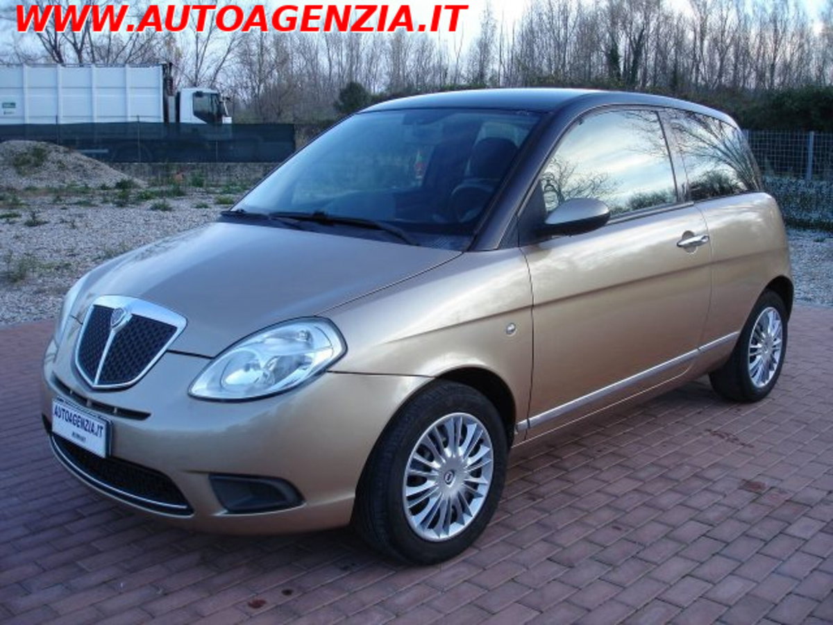 Lancia Ypsilon 1.2 (3)