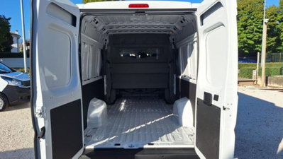 Peugeot Boxer Furgone 435 2.2 BlueHDi 165 S&S PLM-SL-TM Furgone (3)