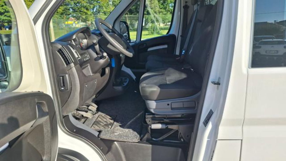 Peugeot Boxer Furgone 435 2.2 BlueHDi 165 S&S PLM-SL-TM Furgone (8)