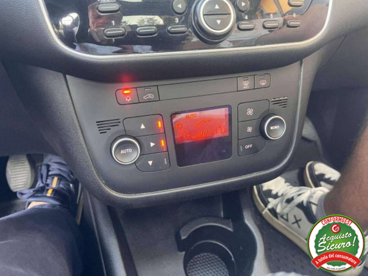 Fiat Punto Evo 1.4 M.Air 16V 3 porte S&S Sport (9)