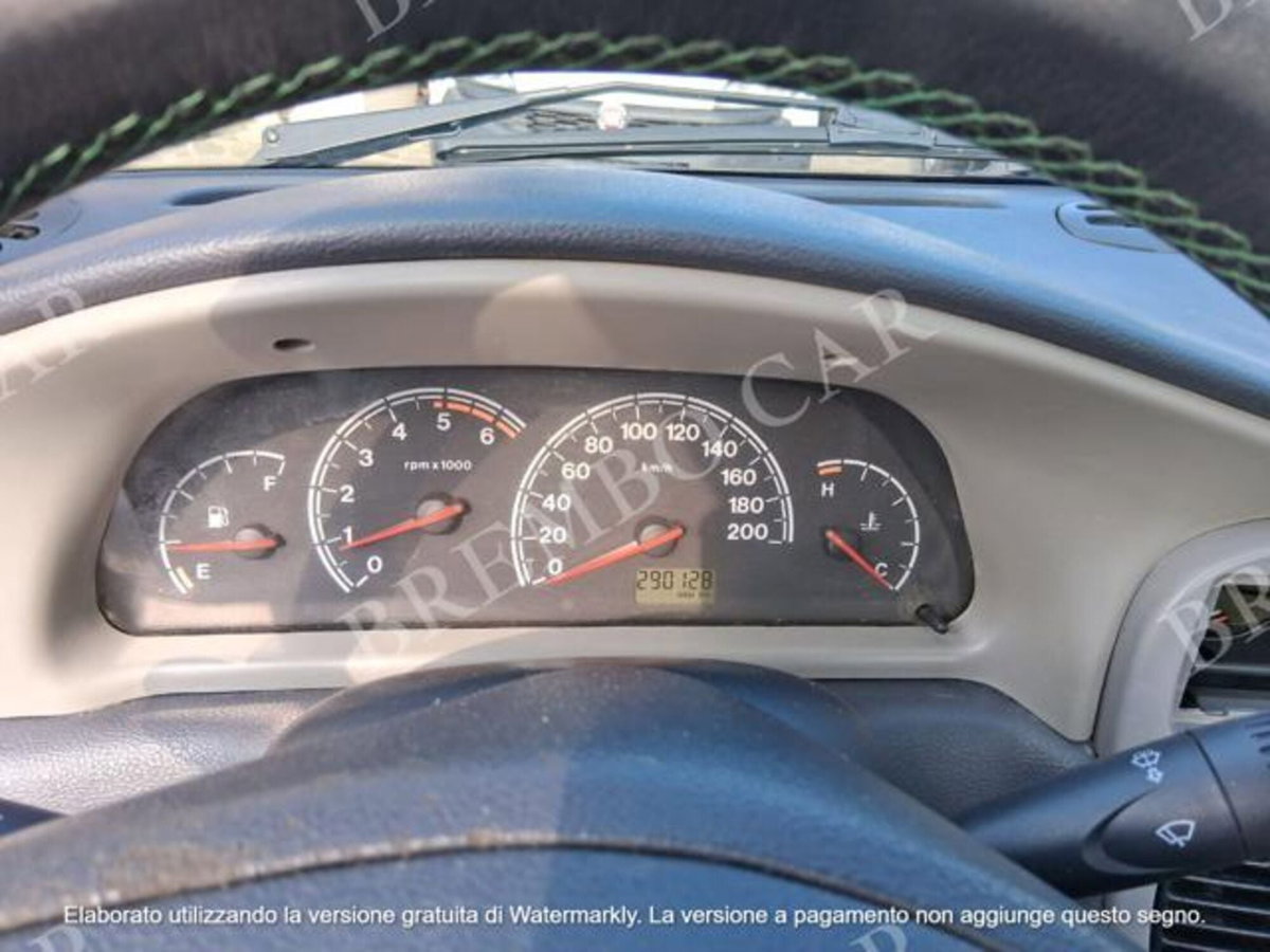 Fiat Strada 1.9 JTD Pick-up (8)