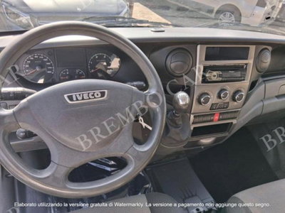 Iveco Daily Telaio 35C15 BTor 3.0 HPT PLM-RG Cabinato (7)