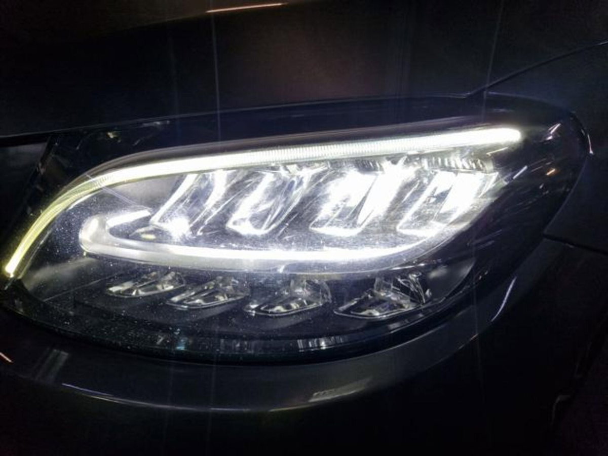 Mercedes-Benz Classe C 180 d Auto Sport (10)