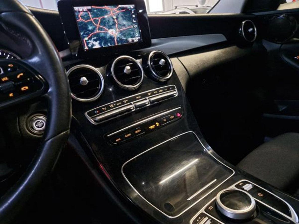 Mercedes-Benz Classe C 180 d Auto Sport (11)