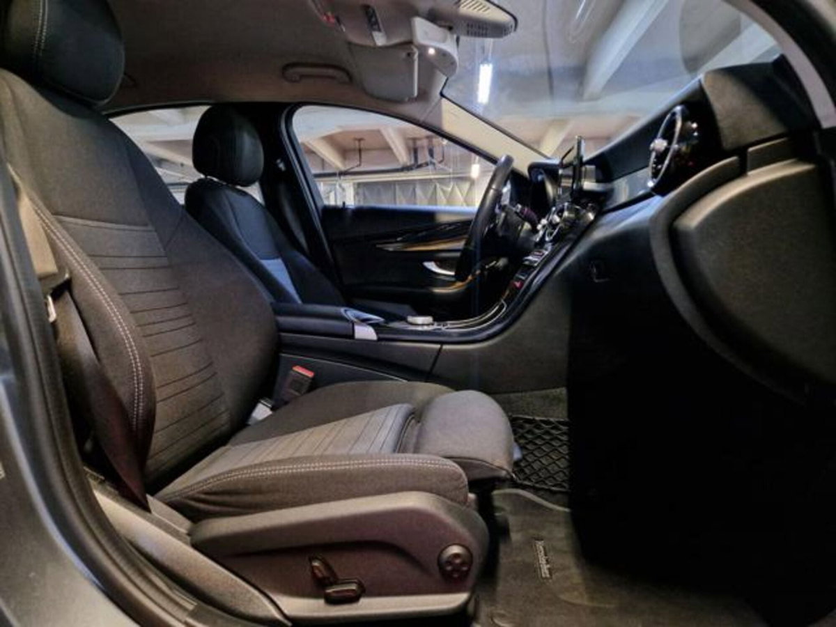 Mercedes-Benz Classe C 180 d Auto Sport (17)