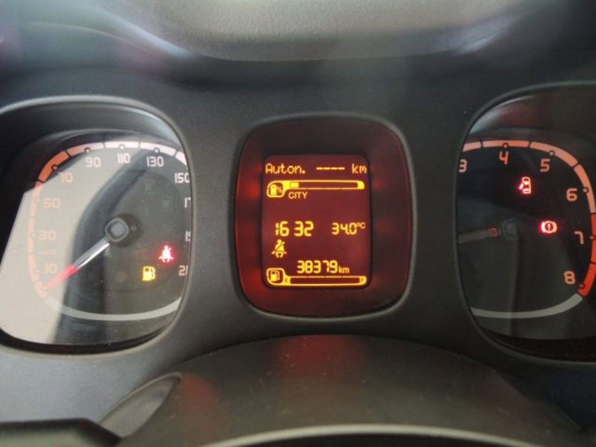 Fiat Panda 1.0 firefly hybrid s&s 70cv 5p.ti (9)