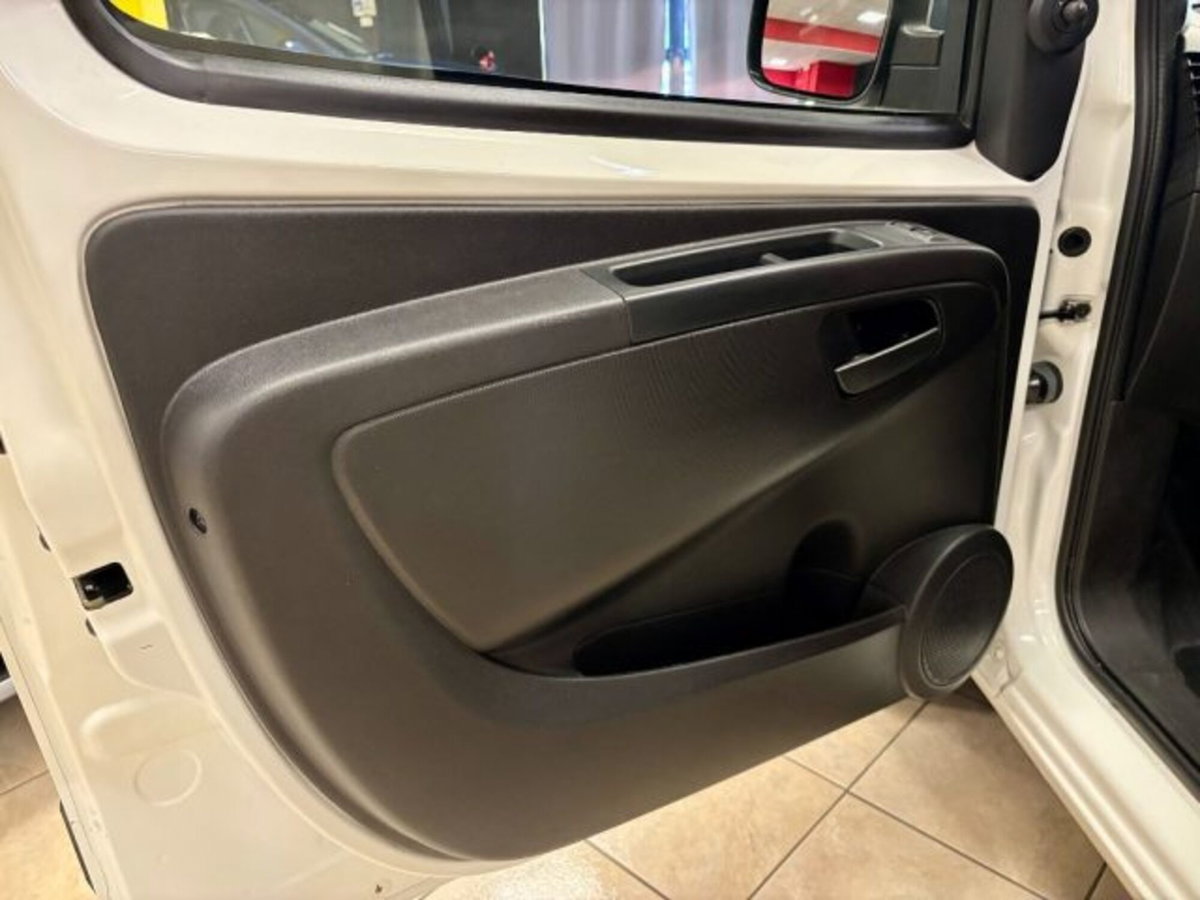 Fiat Fiorino combi N1 1.3 mjt 95cv Adventure (10)