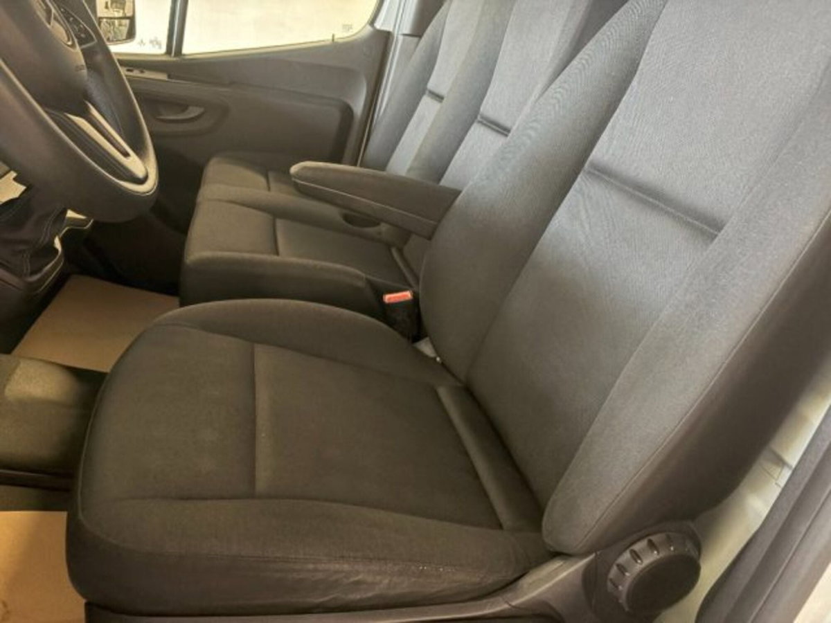Mercedes-Benz Sprinter T43/35 416 CDI RWD RG Cabinato (15)