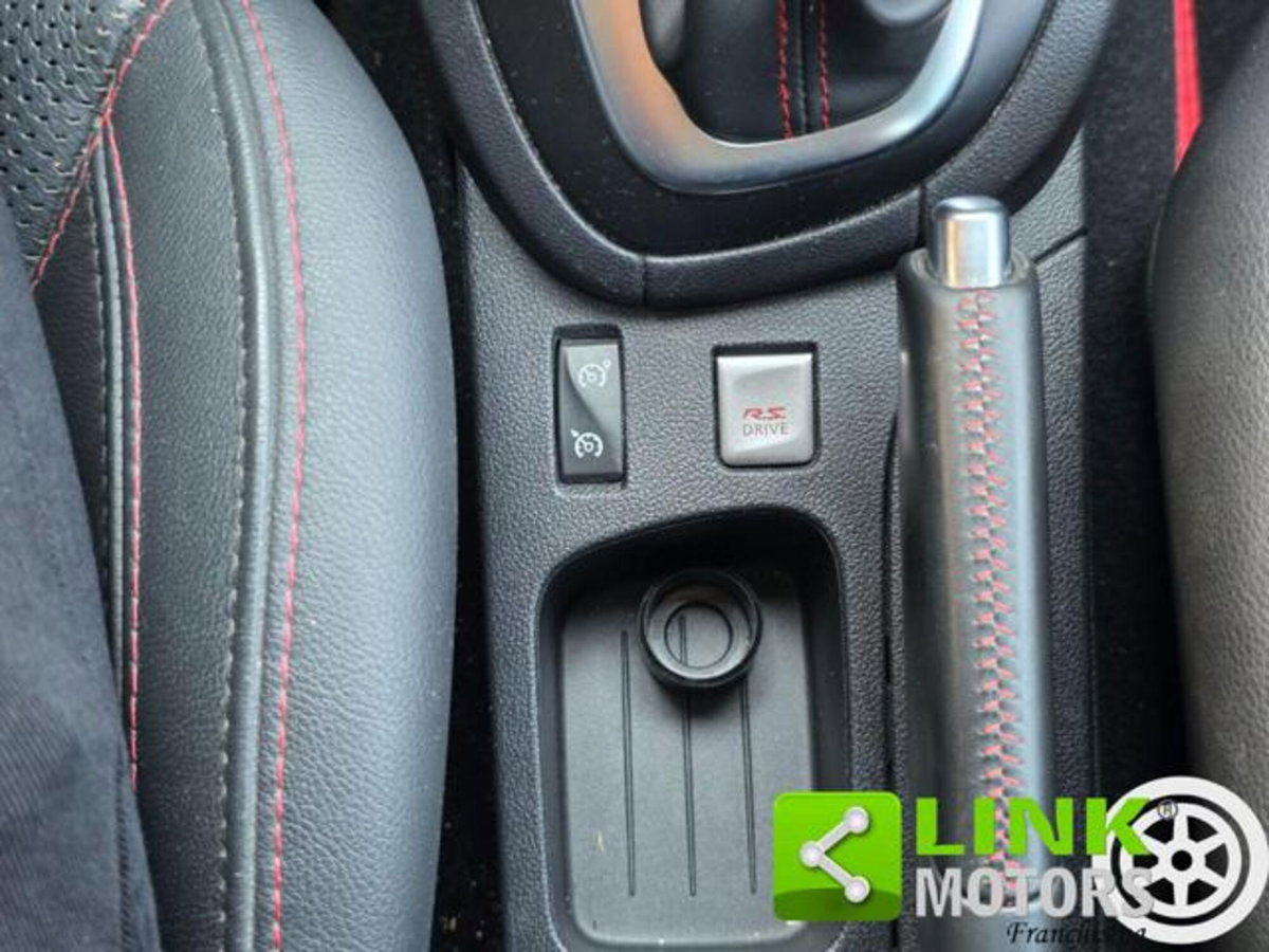 Renault Clio 1.6 T 220CV EDC Start&Stop 5 porte R.S. Trophy (19)