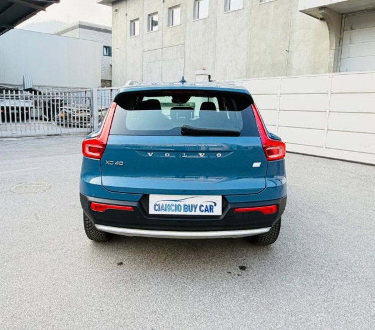 Volvo XC40 T4 Recharge Plug-in Hybrid automatico Plus Bright N1 (5)