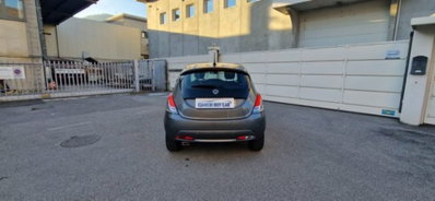 Lancia Ypsilon 1.0 FireFly 5 porte S&S Hybrid Ecochic Gold (3)