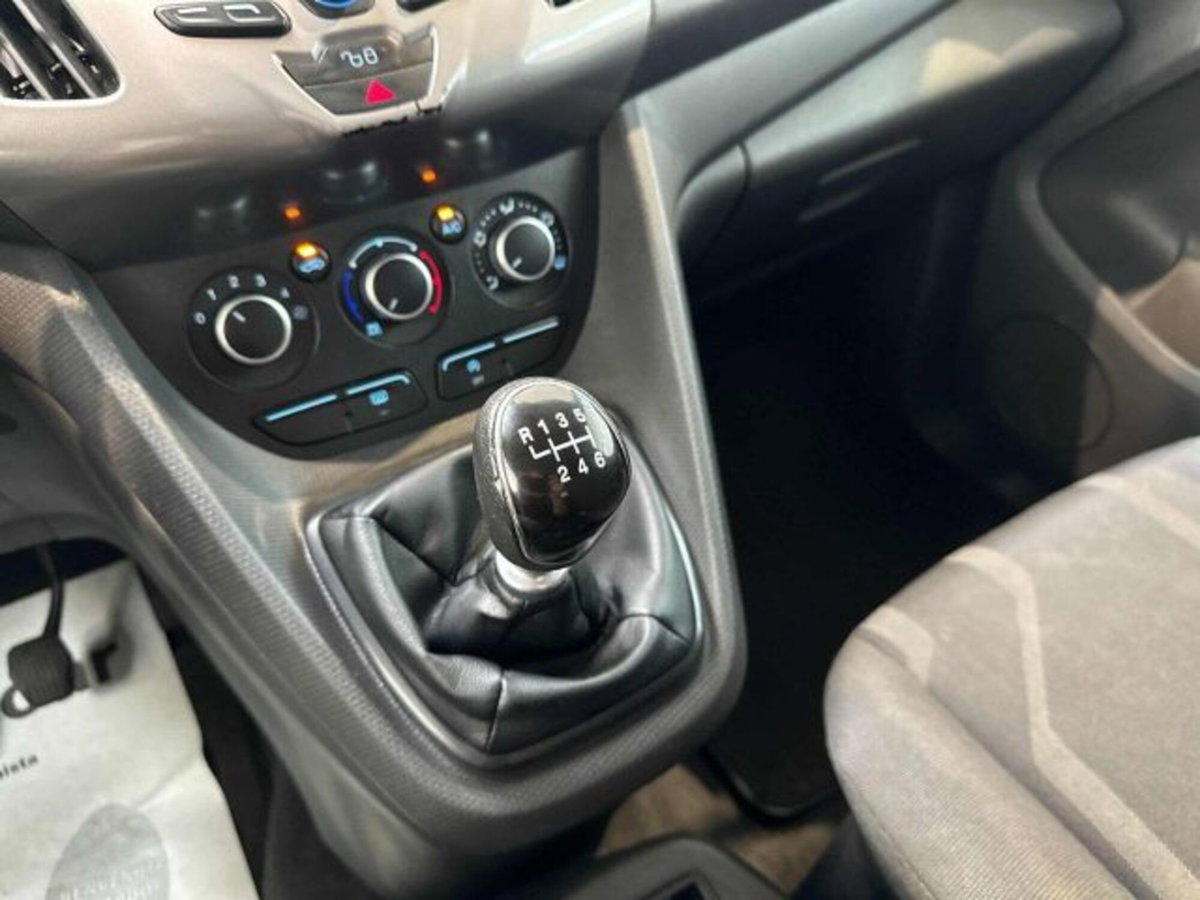 Ford Tourneo Connect 1.0 EcoBoost Plus (15)