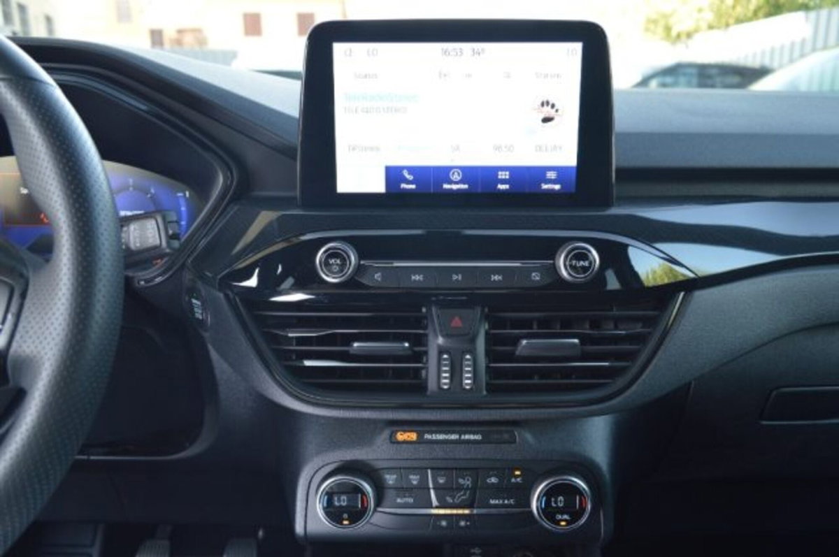 Ford Kuga 1.5 EcoBlue 120 CV 2WD ST-Line (12)