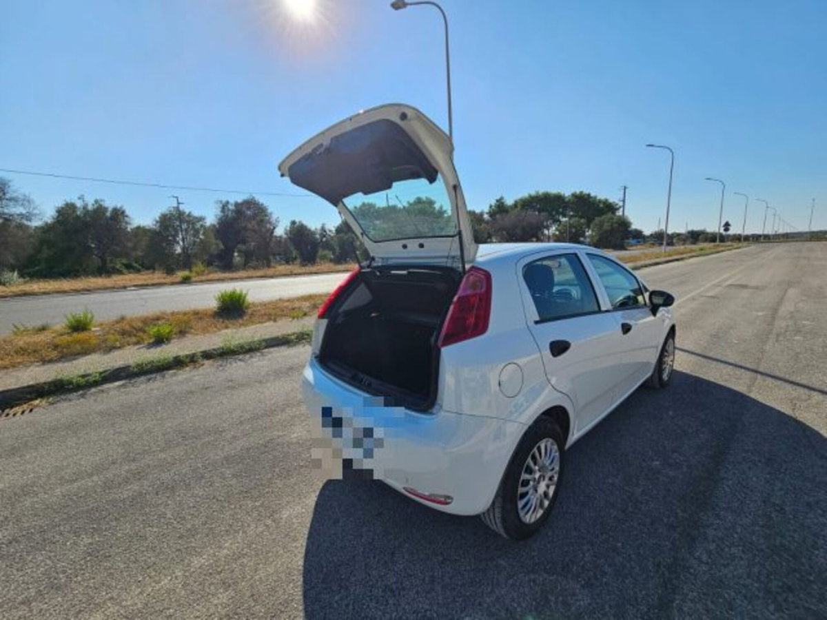 Fiat Punto 1.3 MJT 95CV S&S MTA 5 porte Van Easy 4 posti (6)