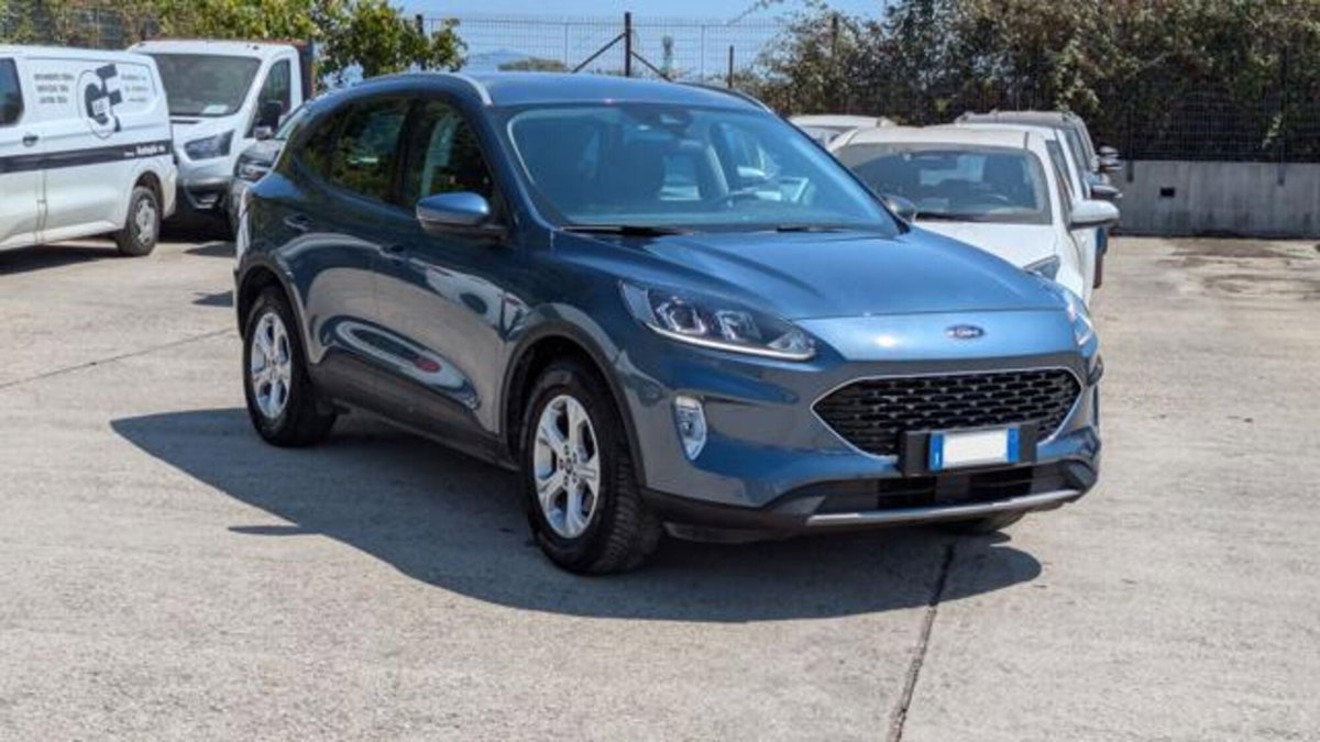 Ford Kuga 1.5 EcoBoost 120 CV 2WD (2)