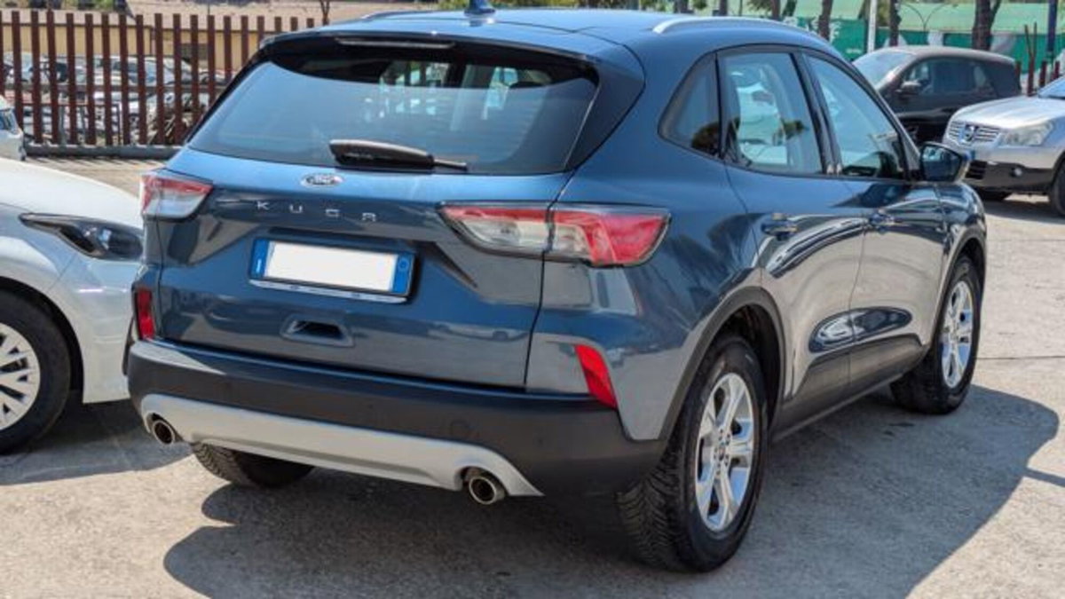 Ford Kuga 1.5 EcoBoost 120 CV 2WD (3)