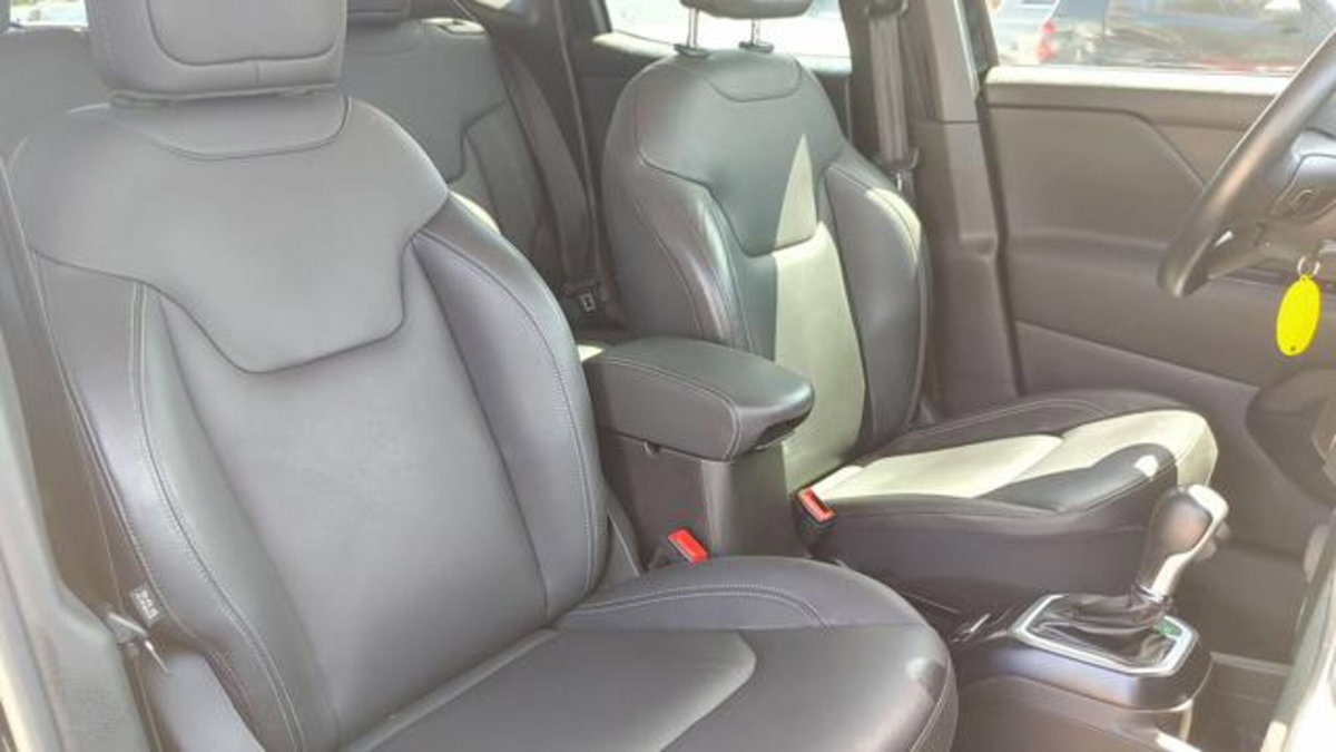 Jeep Renegade 1.5 Turbo T4 MHEV Limited (17)