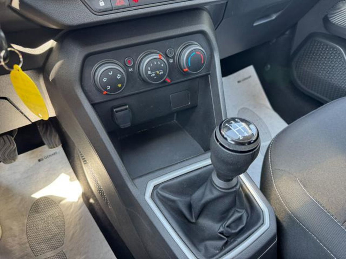 Dacia Sandero Streetway 1.0 TCe 90 CV Comfort (9)
