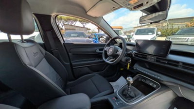 Jeep Avenger 1.2 turbo Altitude fwd 100cv (14)