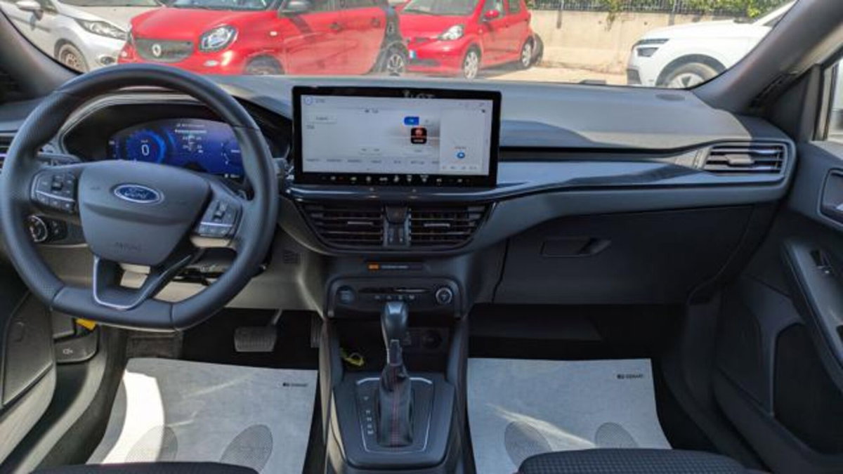 Ford Focus 1.0t ecoboost h ST-Line 155cv powershift (6)