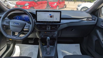 Ford Focus 1.0t ecoboost h ST-Line 155cv powershift (6)
