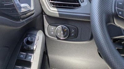 Ford Focus 1.0t ecoboost h ST-Line 155cv powershift (10)