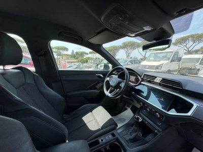 Audi Q3 35 2.0 tdi s-tronic (12)
