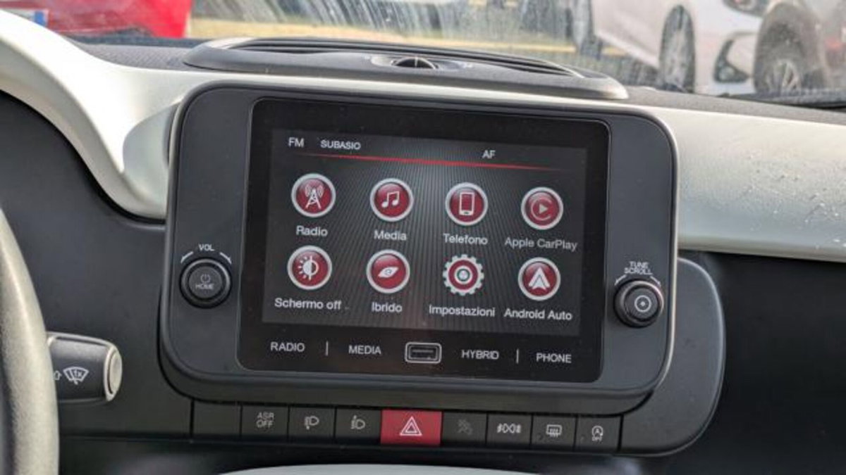 Fiat Panda Cross 1.0 firefly hybrid Cross s&s 70cv 5p.ti (11)