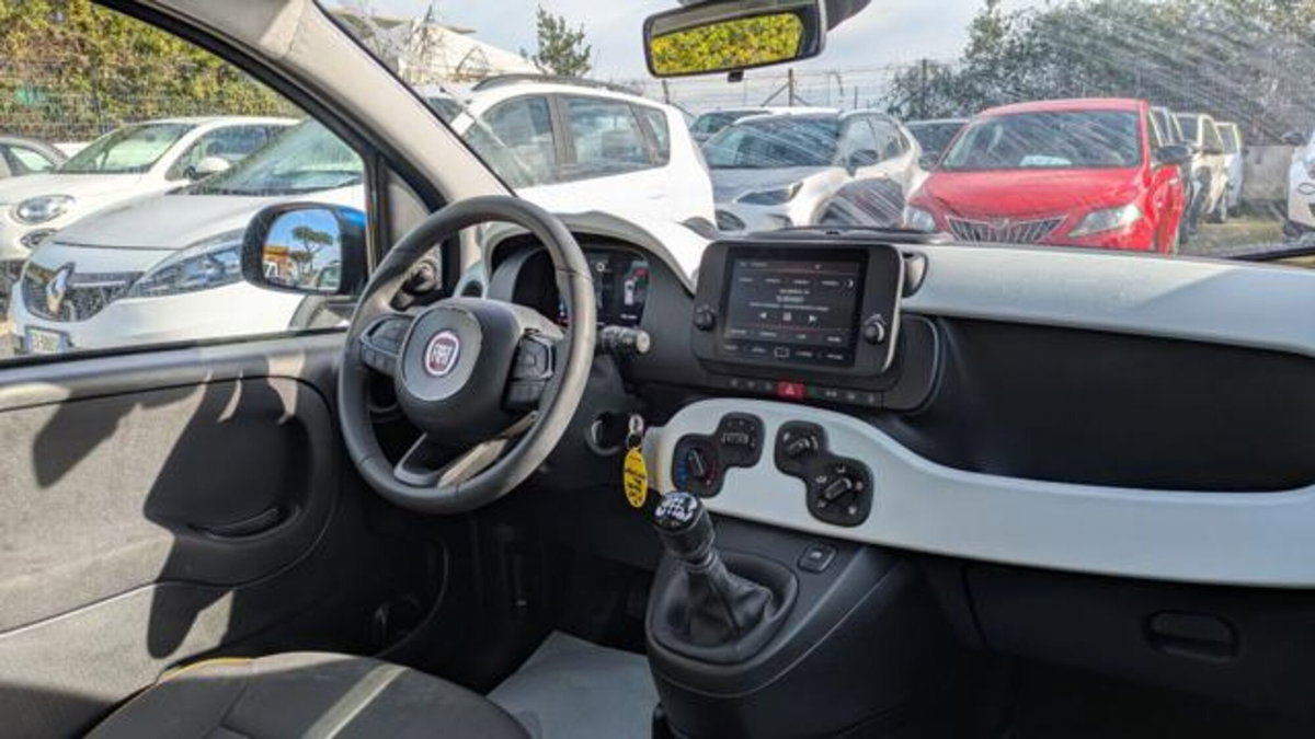 Fiat Panda Cross 1.0 firefly hybrid Cross s&s 70cv 5p.ti (9)