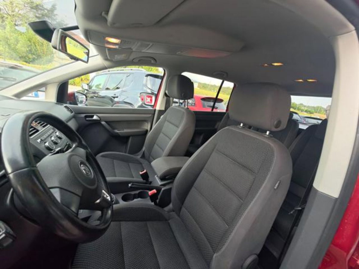 Volkswagen Touran 1.2 TSI Comfortline BMT (8)