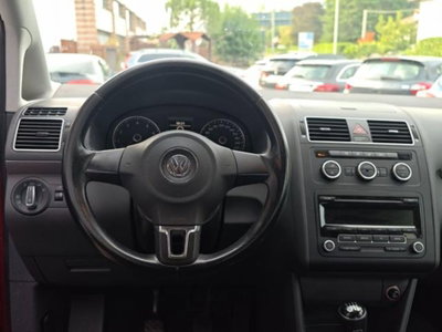 Volkswagen Touran 1.2 TSI Comfortline BMT (9)