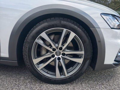 Audi A6 Allroad 50 TDI 3.0 quattro tiptronic (11)