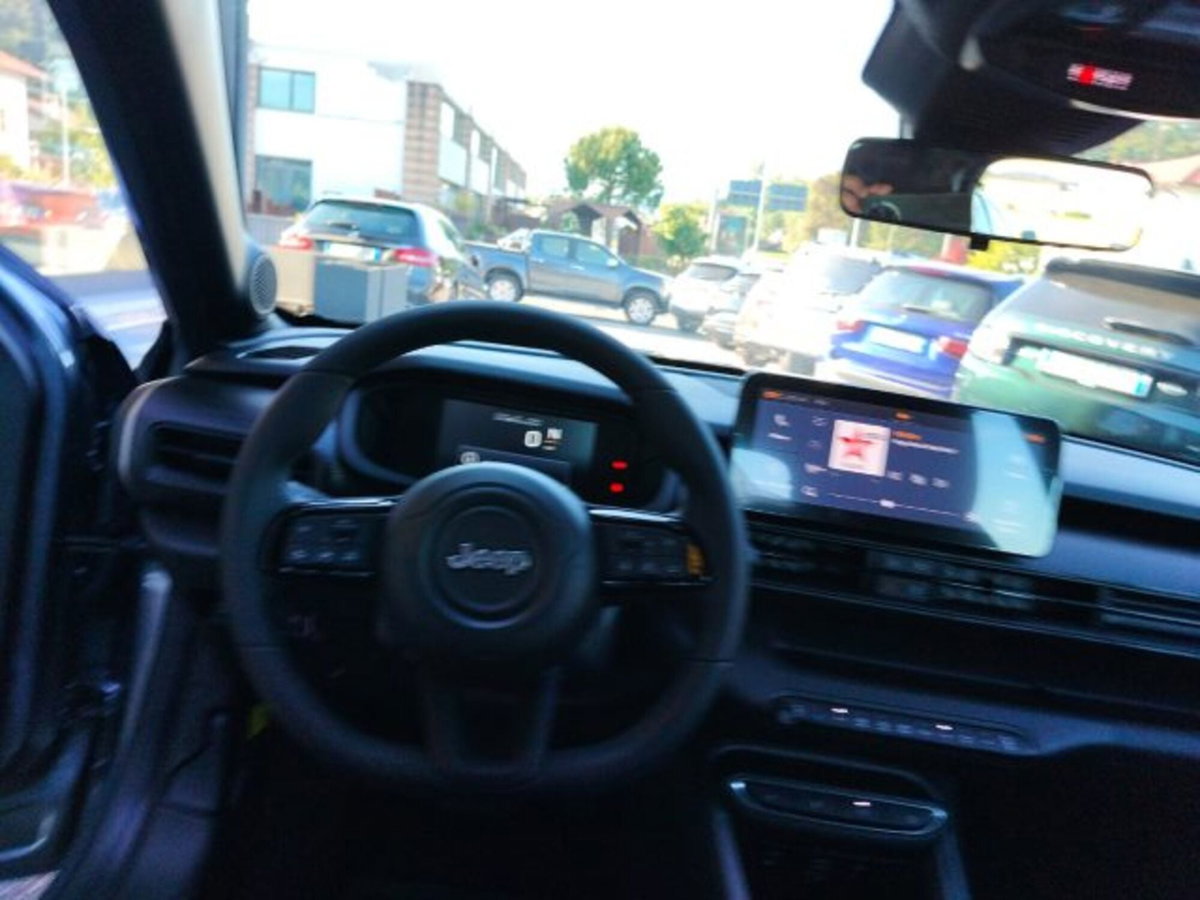 Jeep Avenger 1.2 turbo Longitude fwd 100cv (18)
