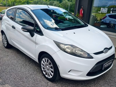 Ford Fiesta 1.4 TDCi 68CV 3 porte Titanium (2)