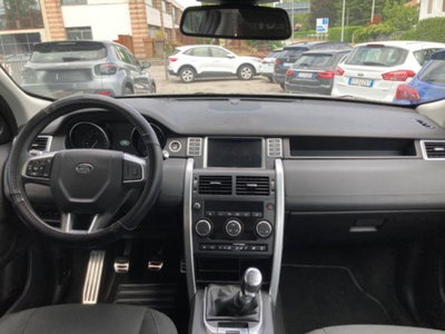 Land Rover Discovery Sport 2.0 TD4 150 CV Dark Edition (10)