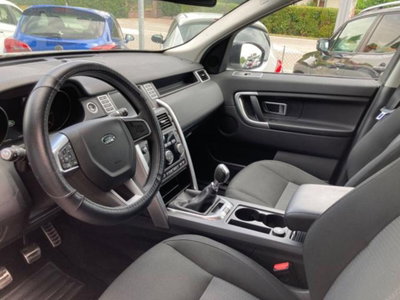 Land Rover Discovery Sport 2.0 TD4 150 CV Dark Edition (8)