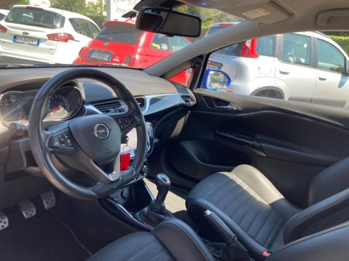 Opel Corsa Coupé 1.6 Turbo OPC (15)