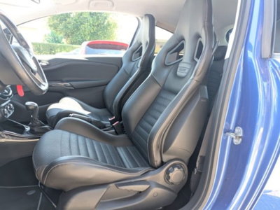 Opel Corsa Coupé 1.6 Turbo OPC (9)