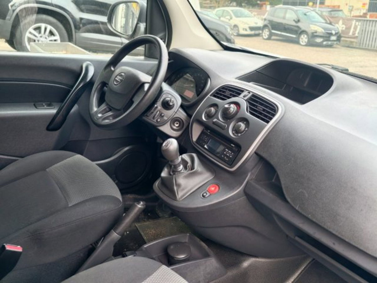 Nissan NV250 1.5 dCi 95CV PC Van (11)
