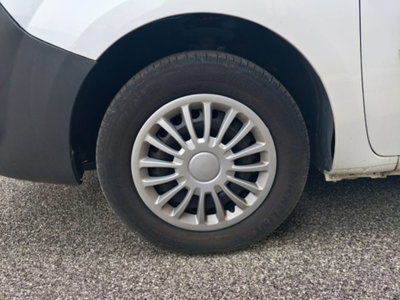 Nissan NV250 1.5 dCi 95CV PC Van (8)