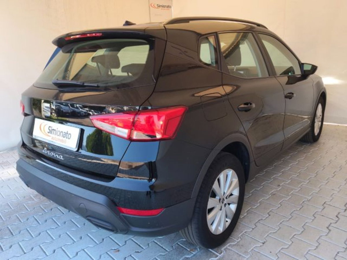 SEAT Arona 1.0 ecotsi Style 115cv dsg (4)